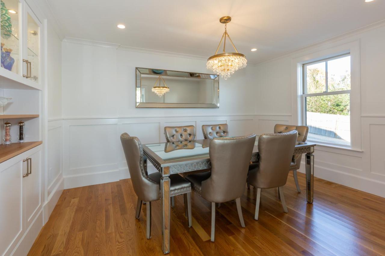 Luxury Oceanfront Bayside Jewel Villa Quincy Exteriör bild