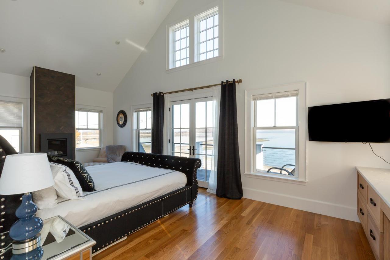 Luxury Oceanfront Bayside Jewel Villa Quincy Exteriör bild