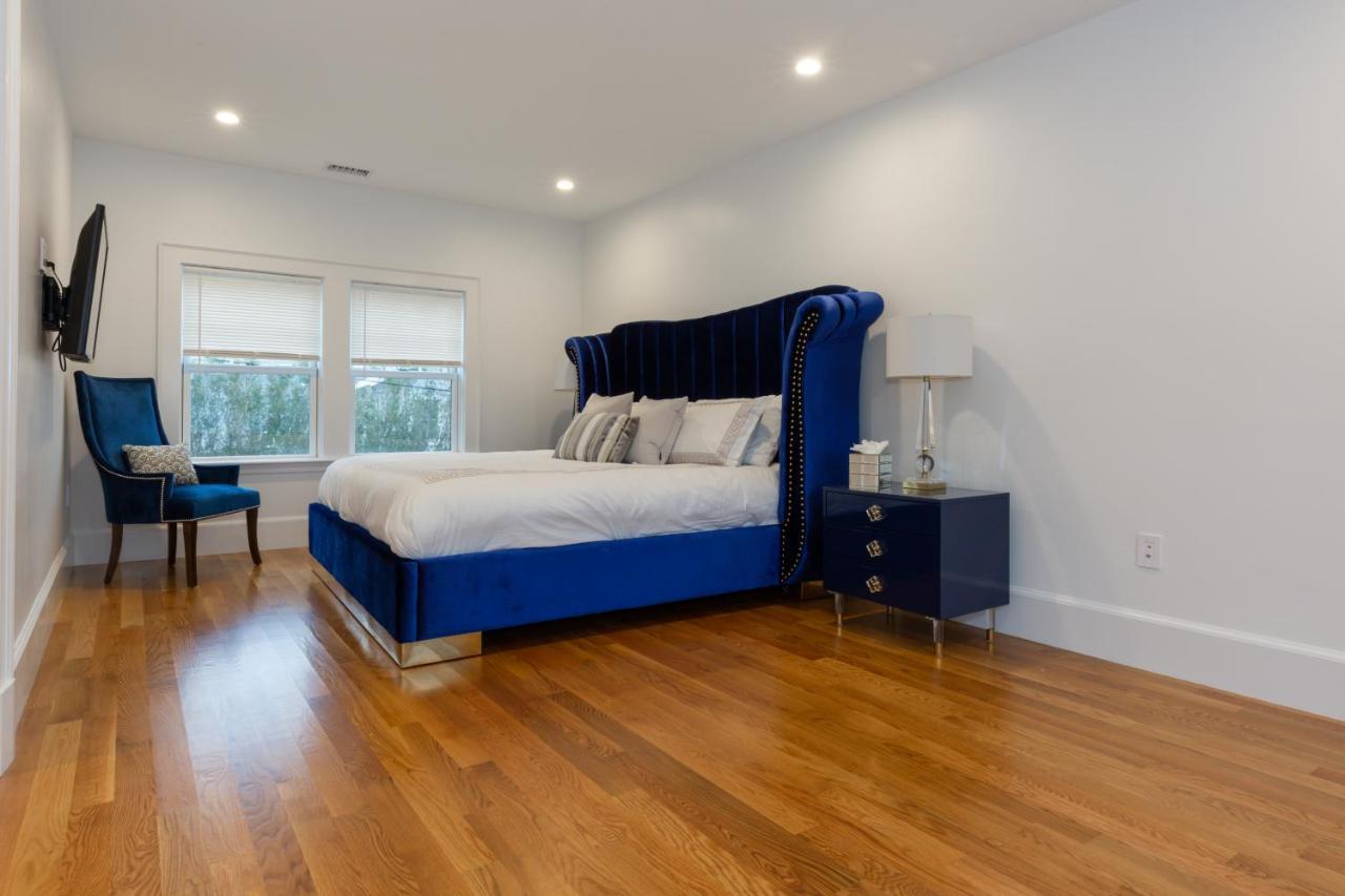 Luxury Oceanfront Bayside Jewel Villa Quincy Exteriör bild